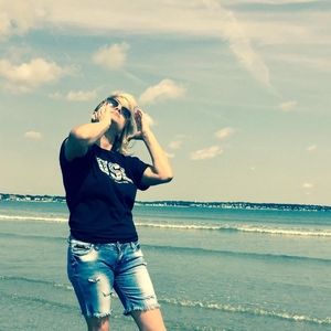 Meet your Posher, Irina